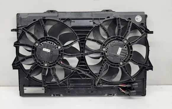 Porsche Macan (95B) Electric radiator cooling fan 95B121003A