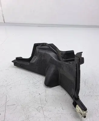 BMW X7 G07 Other engine bay part 7424944