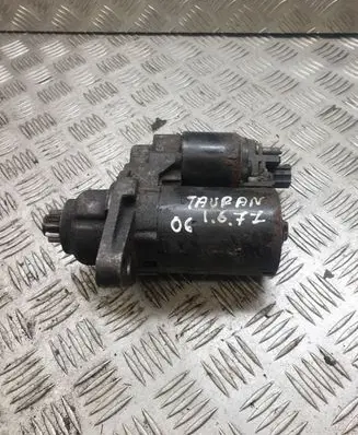 Volkswagen Touran I Starter motor 0AH911023