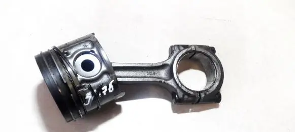 KIA Carnival Piston with connecting rod