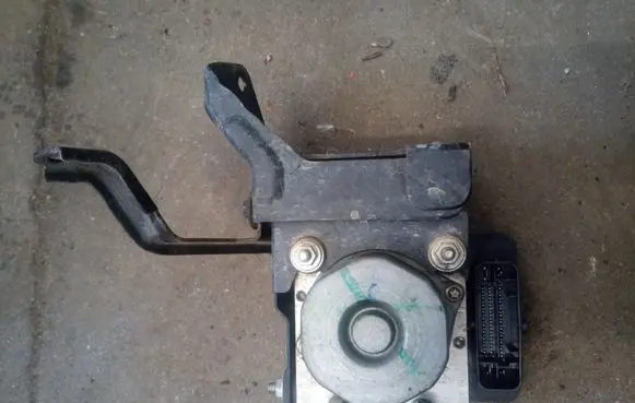 Nissan Qashqai ABS Pump