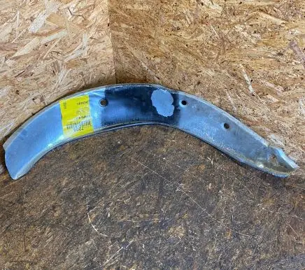 Mercedes-Benz E W124 Rear arch 217217208 363085