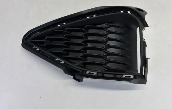 Hyundai i30 Front bumper lower grill 86563-S0500 K3171