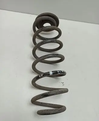 Volkswagen Golf VI Rear coil spring