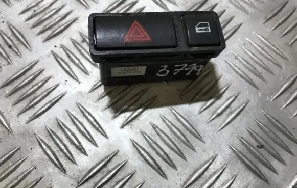 BMW 3 E46 Hazard light switch 3300 33-00