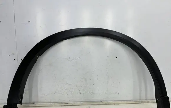 Front arch trim