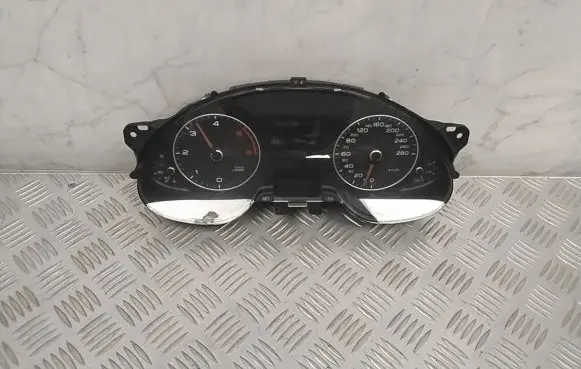 Audi A4 S4 B8 8K Speedometer (instrument cluster) 8K0920931C