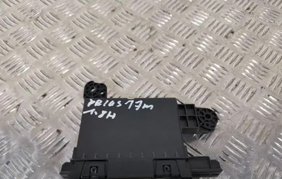 Toyota Prius (XW50) Other control units/modules 8865047520
