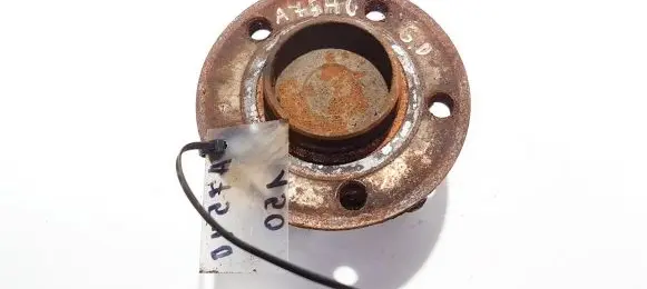 Volvo S80 Rear wheel hub