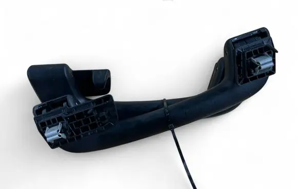 BMW i4 A set of handles for the ceiling 