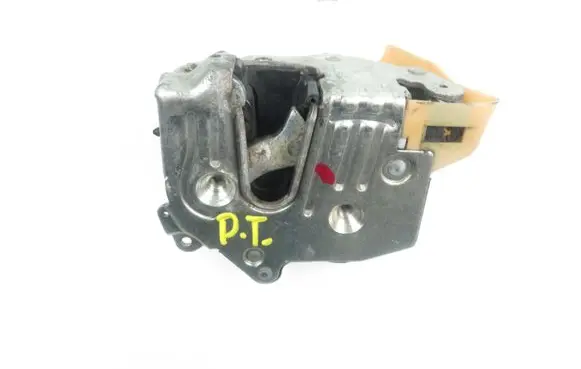 Mercedes-Benz E W124 Rear door lock 