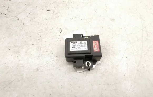 Mercedes-Benz E W210 Sensor A0015404517 0015404517