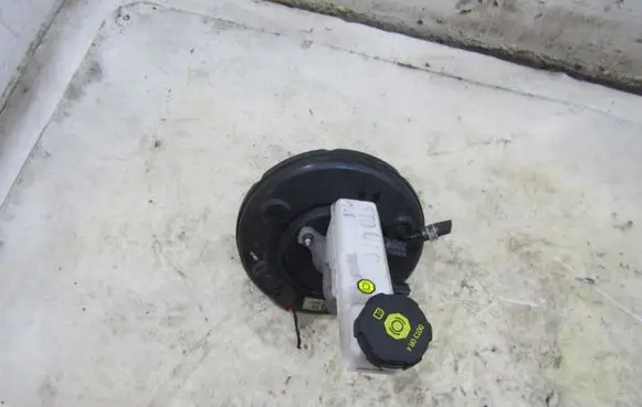 KIA Stonic Brake booster GMAUTO4574097