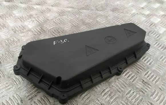 BMW 3 F30 F35 F31 Fuse box cover 8509914 12908509914