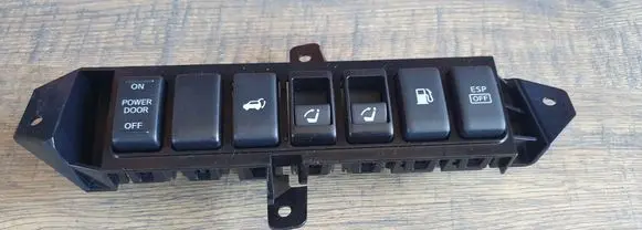 Nissan Murano Z51 Other switches/knobs/shifts P10021A35300