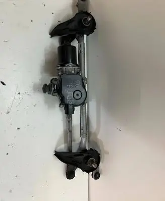 Mazda 2 Front wiper linkage and motor