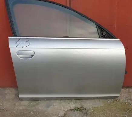 Audi A6 S6 C6 4F Front door