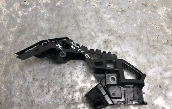 Volkswagen Golf VIII Front bumper mounting bracket 5H0807050D-BILI 5H0807050D