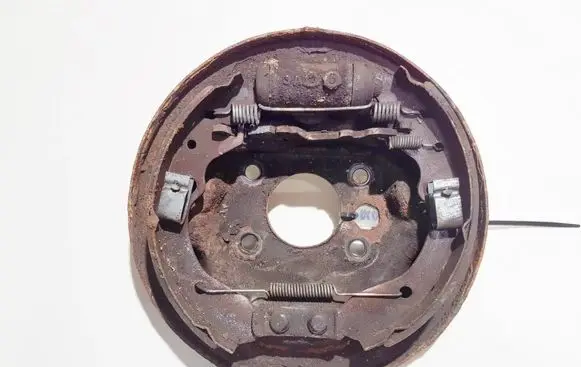 Mazda 323 F Handbrake/parking brake pads 