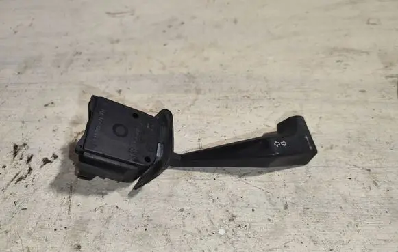 Opel Kadett E Indicator stalk 90221174