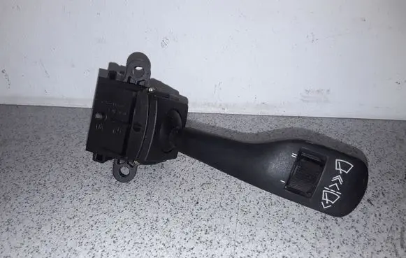 BMW 5 E39 Wiper control stalk 8363664
