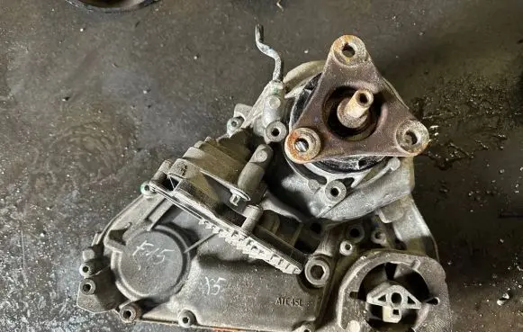 BMW X5 F15 Gearbox transfer box case 8643153 15097P1851