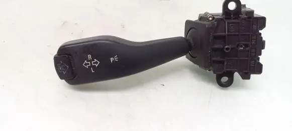 BMW 5 E39 Indicator stalk 8363668 01104010