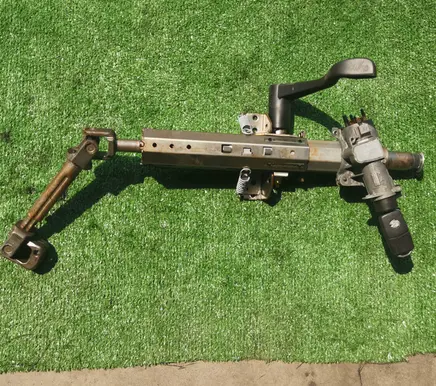 Seat Ibiza IV (6J,6P) Steering wheel axle 6R1419501