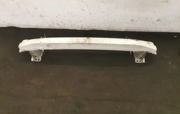 Toyota Verso Front bumper cross member