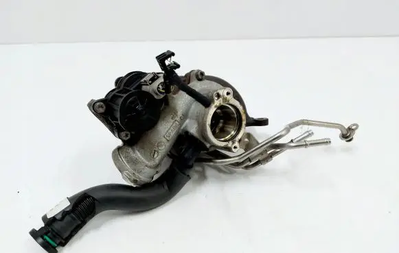 Audi A3 8Y Turbo 05C145701