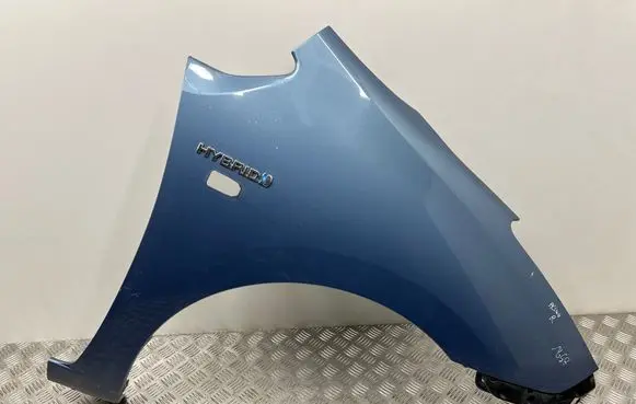 Toyota Prius (XW20) Fender