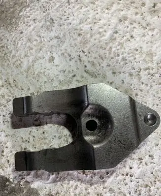 Nissan Primera Fuel Injector clamp holder