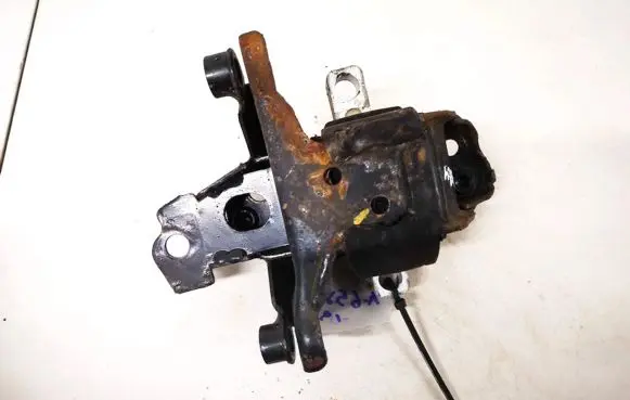 Skoda Fabia Mk1 (6Y) Engine mount bracket
