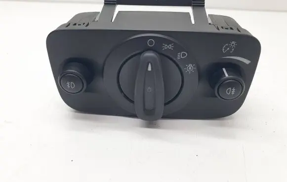 Ford Kuga II Light switch 