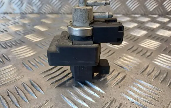 Renault Scenic II - Grand scenic II Turbo solenoid valve 8200270451 72190356
