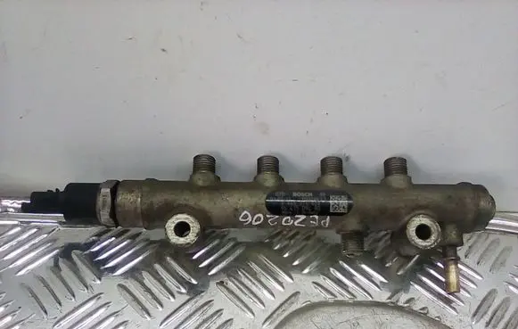 Peugeot 206 Fuel main line pipe 9641509480 0445214028