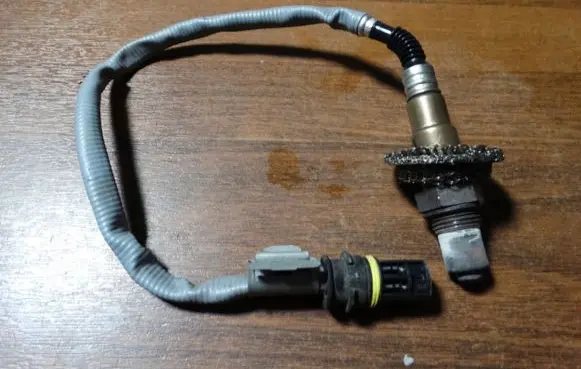 BMW M5 F90 Lambda probe sensor 7539137