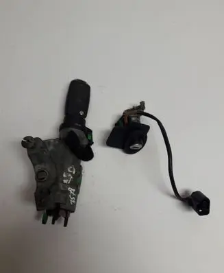 Volkswagen PASSAT B5.5 Ignition lock 4B0905851G