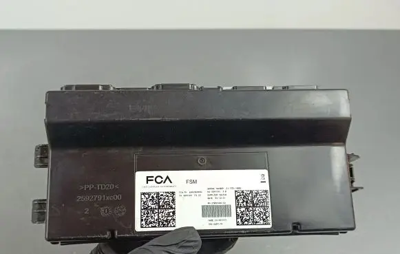 Jeep Grand Cherokee WL Other control units/modules 68469600AG
