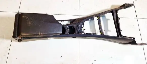 BMW 1 E81 E87 Armrest 712222809 7122228-09