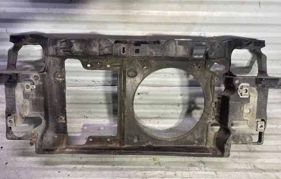 Volkswagen Polo Radiator support slam panel 6N0805594