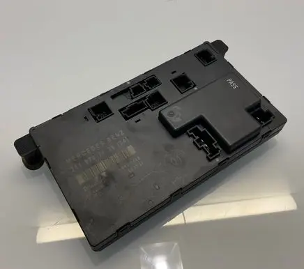 Mercedes-Benz E W211 Door control unit/module 2118707126 A2118707126