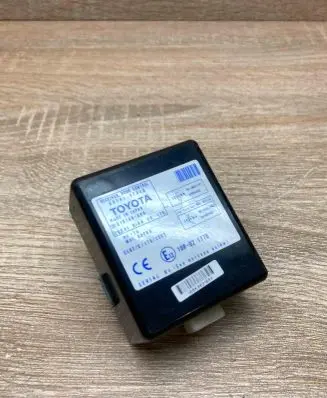 Toyota Corolla Verso AR10 Door control unit/module 897410F010 61B168000