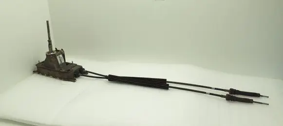 Volkswagen Jetta VI Gear shifter/selector 1K0711049CB 1K0711049
