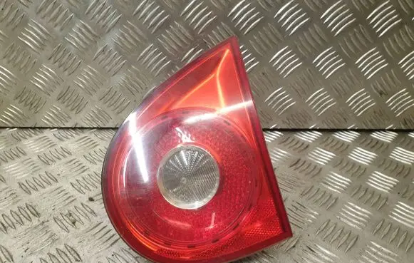 Volkswagen Golf V Tailgate rear/tail lights 1K6945094E