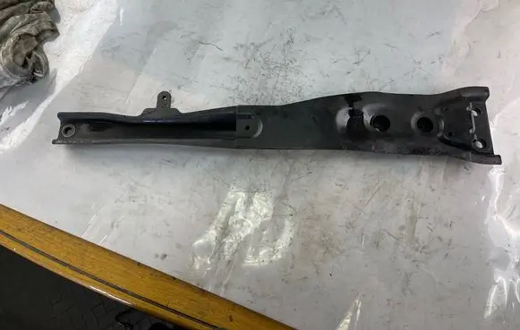 Peugeot 4007 Front subframe