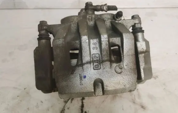 Lexus RX 450H Front brake caliper