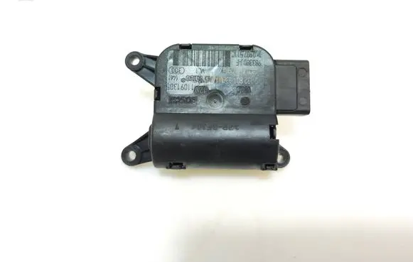 Volkswagen Caddy Air flap motor/actuator 1K0907511C 0132801336 983380JF