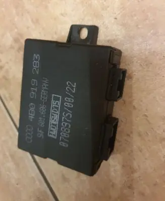 Audi A6 S6 C5 4B Parking PDC control unit/module 4B0919283 070897S 601686