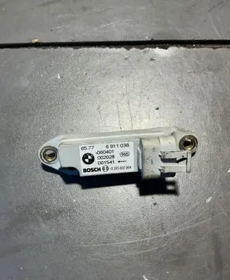 BMW 3 E46 Airbag deployment crash/impact sensor 0285002064 6911038
